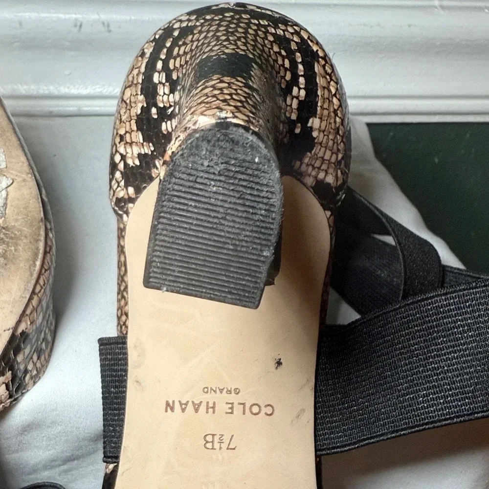 Cole Haan Maikki Snakeskin Pattern Pointed Toe Pumps Women's Size 7.5